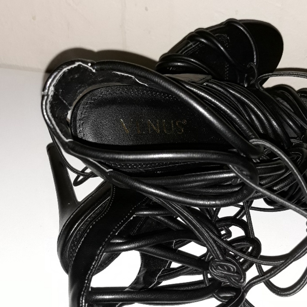 Venus strap heels - Picture 3 of 5